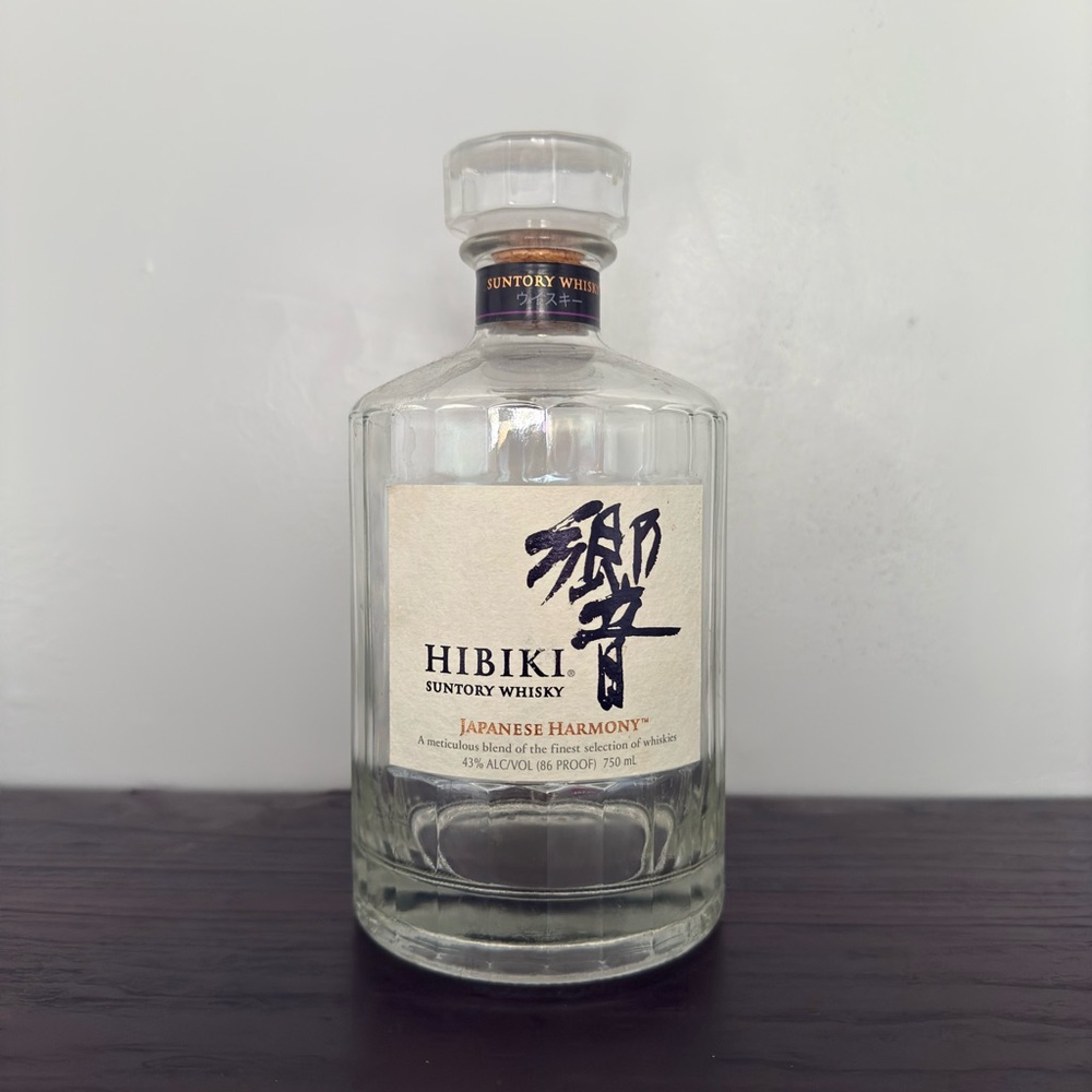 Hibiki Harmony Japanese whisky EMPTY BOTTLE & cork - Rare -